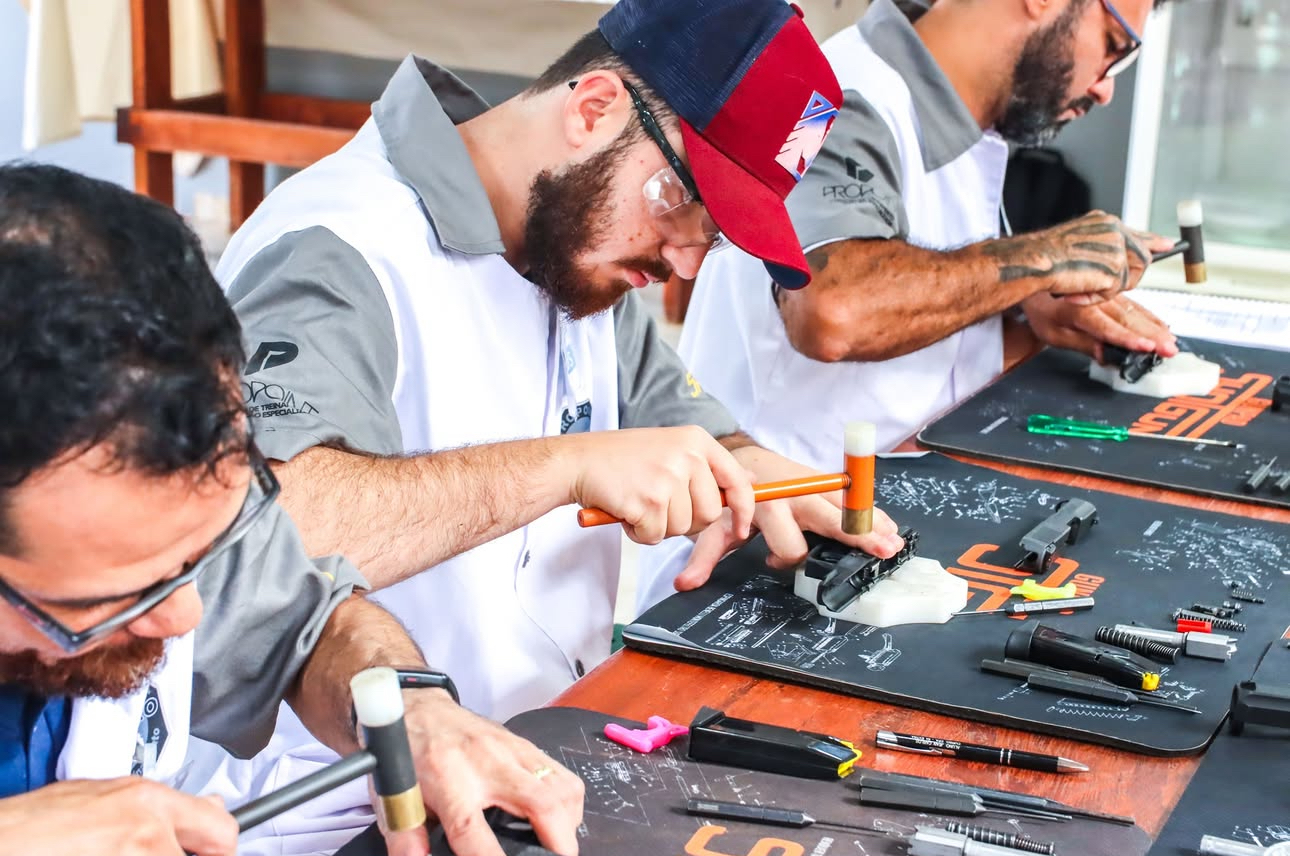 Curso Formação de Armeiros - Aula Prática 1